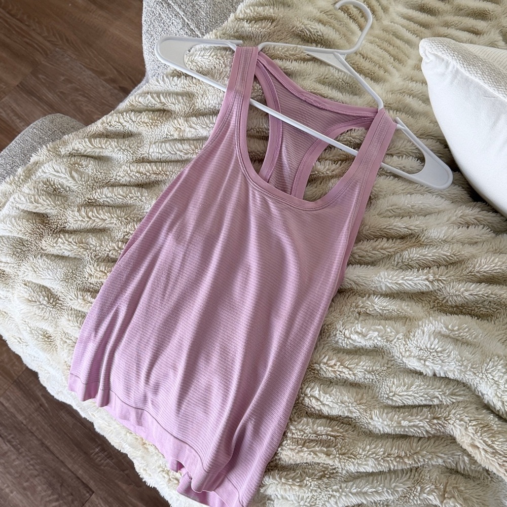 Lululemon swiftly tank and pink size 4